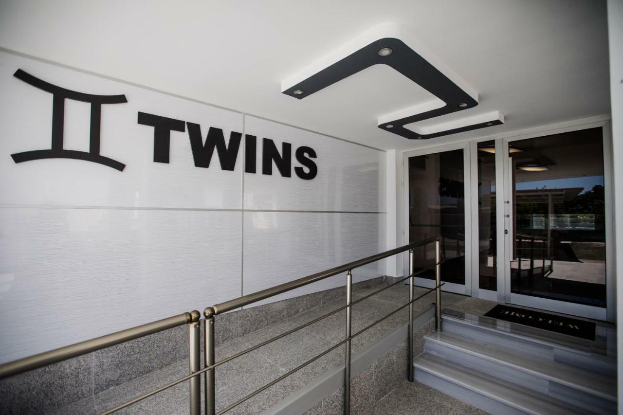 Twins Apartments Kato Pyrgos Eksteriør bilde